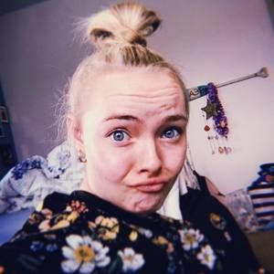 Meet your Posher, Hannah